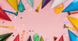 Kellékek, amik egy buliról sem hiányozhatnak party kellékek