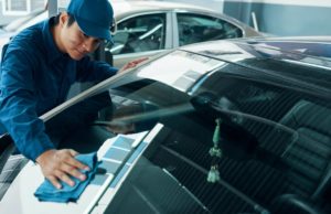 Autóüveg centrum kitűnő szolgáltatásokkal autóüveg centrum