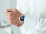 A férfi fülbevaló és karóra viselés szabályai karóra viselés