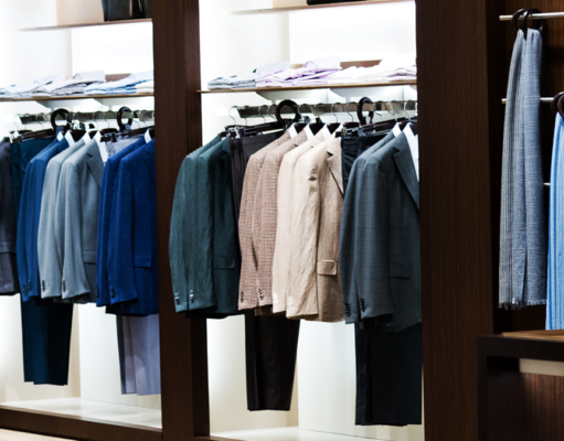 Trendek az öltönyök és zakók világában: 2023 divatja trendi_oltonyok_zakok