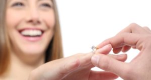 Pénztárcabarát eljegyzési gyűrű – minden, amit tudni érdemes fő eljegyzés