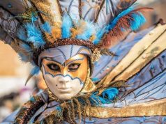 Maszkot fel! Utazás a világ legszínesebb karneváljaira! maszkos