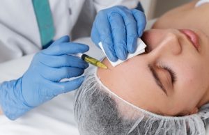 Saját vérrel végzett regeneráció: mit tud a PRP kezelés valójában?